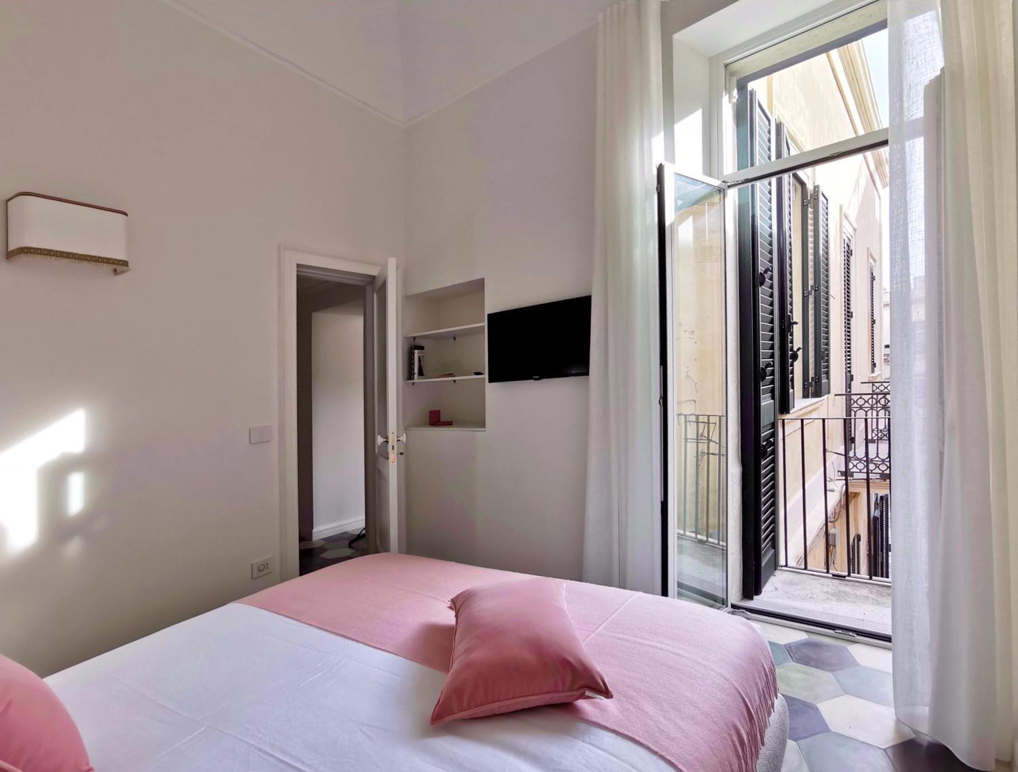 Coniger 4 Casa Vacanze In Centro Lecce Con Wi-Fi E Smart Tv Экстерьер фото