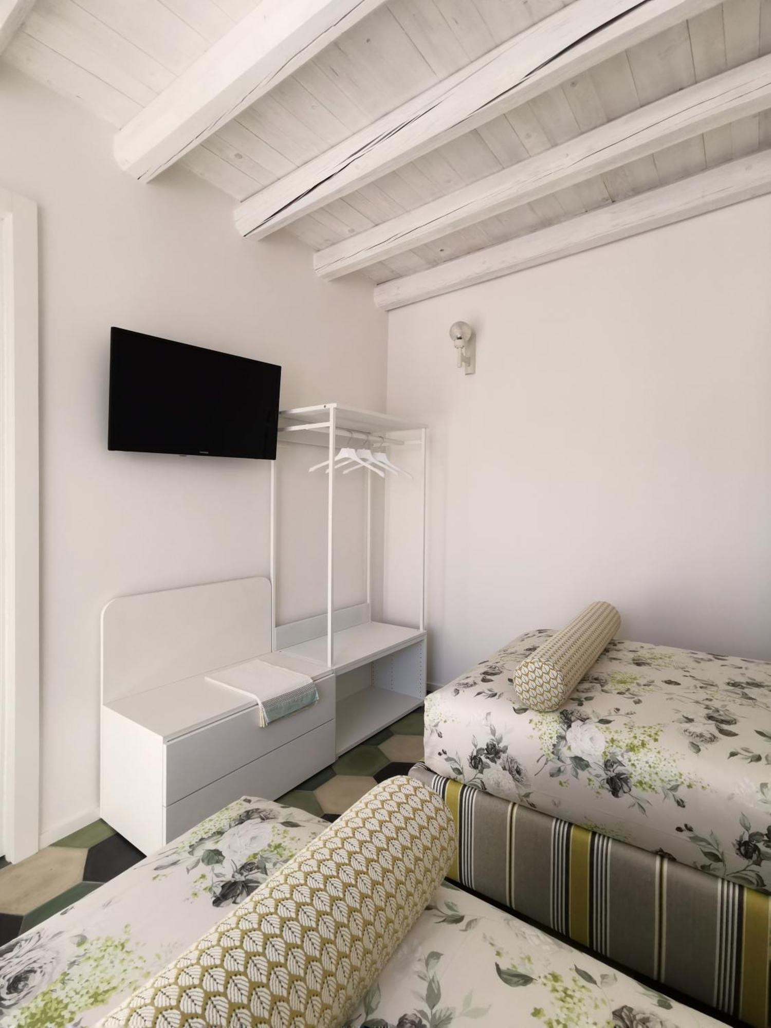 Coniger 4 Casa Vacanze In Centro Lecce Con Wi-Fi E Smart Tv Экстерьер фото